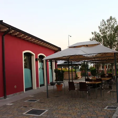 Albergo Delle Industrie-2
